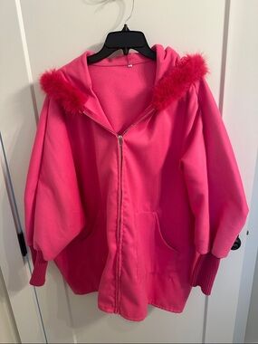 Women’s Hooded Zip-Up Cape Jacket with Faux Fur Trim - Hot Pink